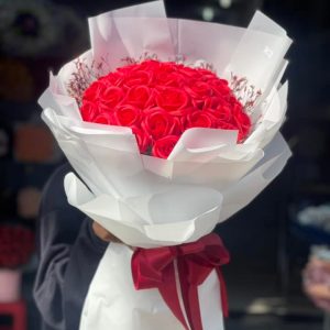 Bó Hoa Sáp Trái Tim Trong Trắng