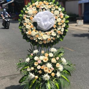 Hoa Chia Buồn Tiễn Biệt Trong Thanh Xuân