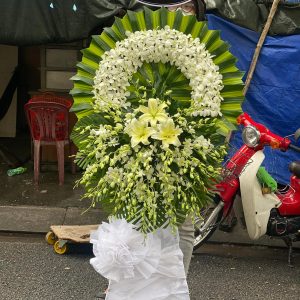Lặng Lẽ Một Đời Hoa