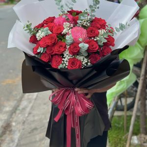 Bó Hoa Ngọn Lửa Trái Tim