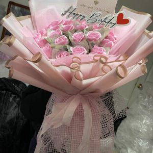 Bó Hoa Sáp Hồng Phấn May Mắn