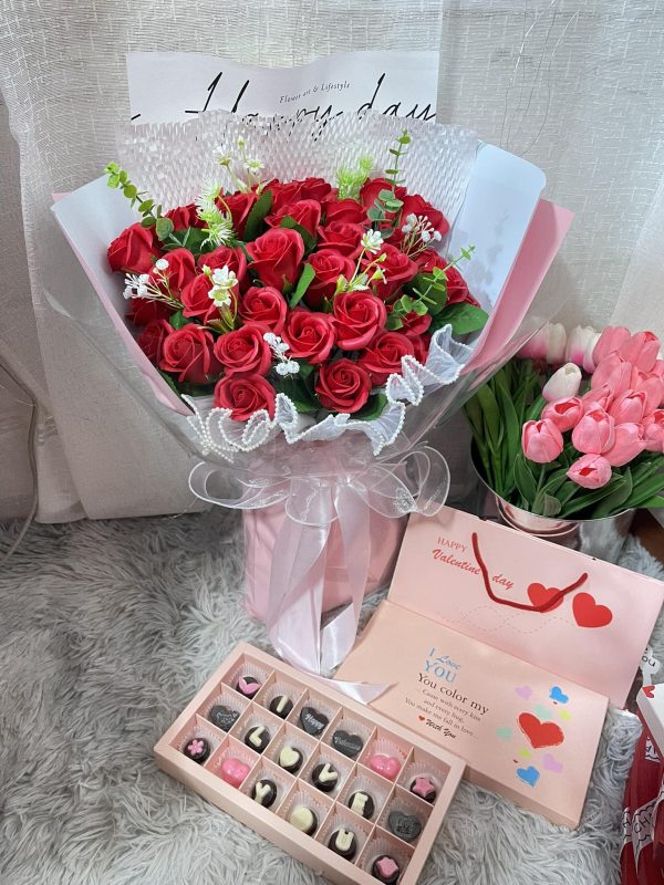 Bó Hoa Sáp Valentine Hạnh Phúc