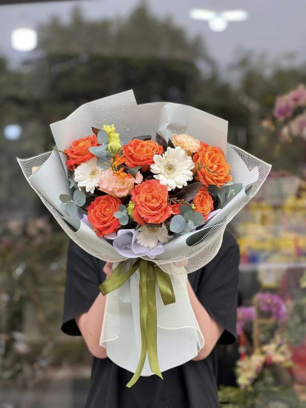 Bó Hoa hạm Vào Ánh Nắng