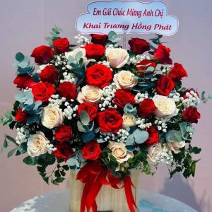 Giỏ Hoa Hồng Rực Rỡ