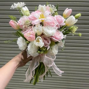 Bó Hoa Cưới Tình Đầu Dịu Dàng
