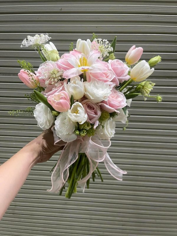 Bó Hoa Cưới Tình Đầu Dịu Dàng
