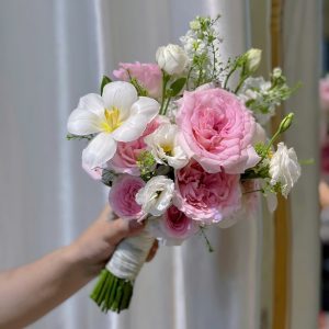 Bó Hoa Cưới Thiếu Nữ Trong Mơ