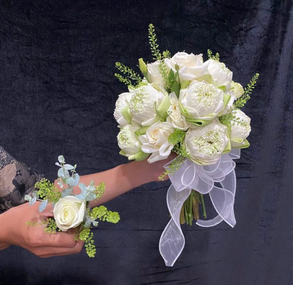 Bó Hoa Cưới Sen Trắng Hẹn Thề