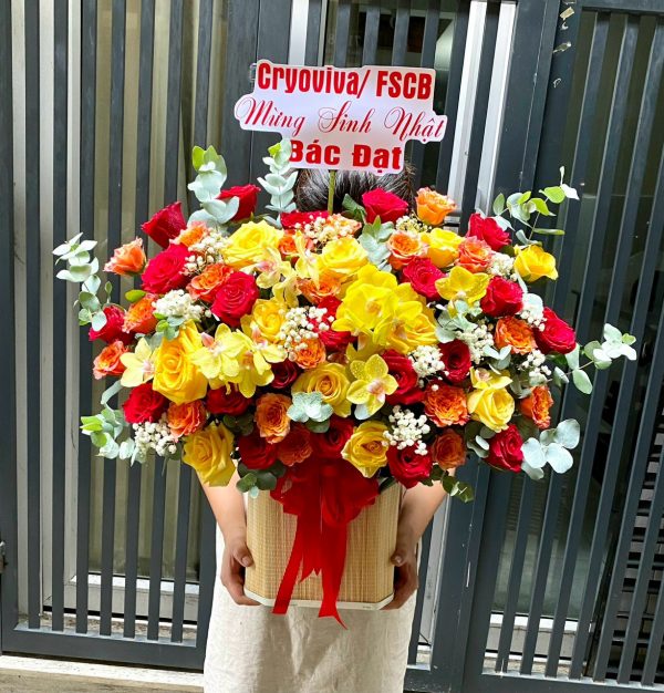 Giỏ Hoa Tinh Khôi và Rực Rỡ