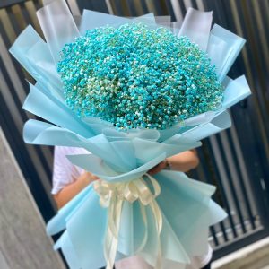 Bó Hoa Nắng Nhẹ Trên Biển