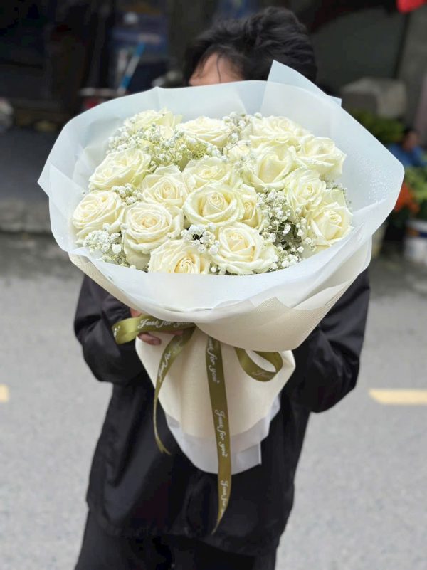 Bó Hoa Ngọc Ngà Tình Ái