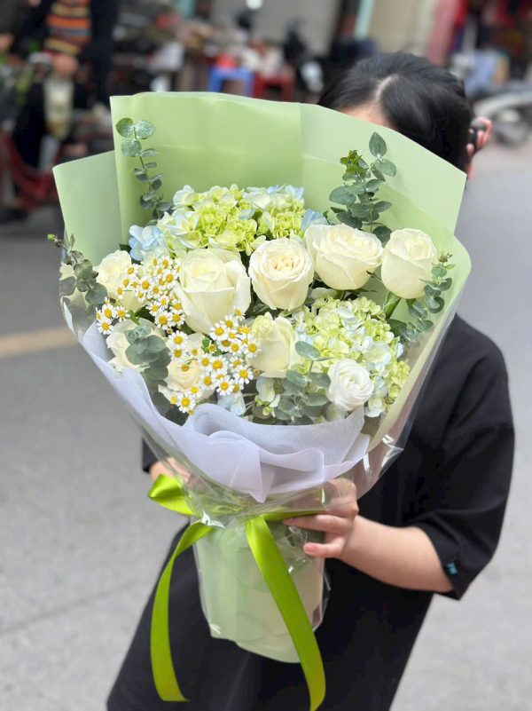 Bó Hoa Sắc Mùa Xuân