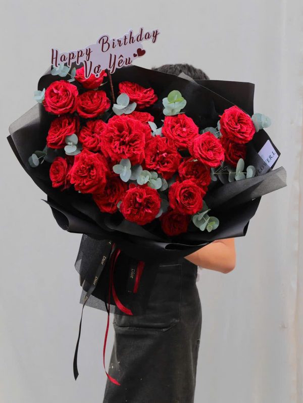 Bó Hoa Trọn Vẹn Yêu Thương