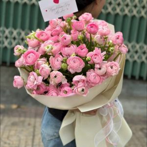 Bó Hoa Ánh Nhìn Đầu Tiên 