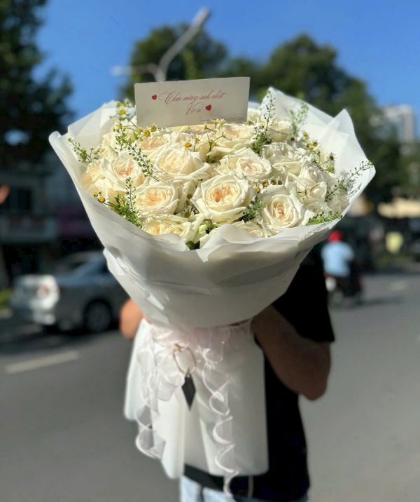 Bó Hoa Thanh Khiết Yêu Thương