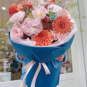 Bó Hoa Vũ Điệu Màu Sắc