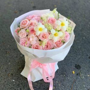 Bó Hoa Sớm Mai Ngọt Ngào