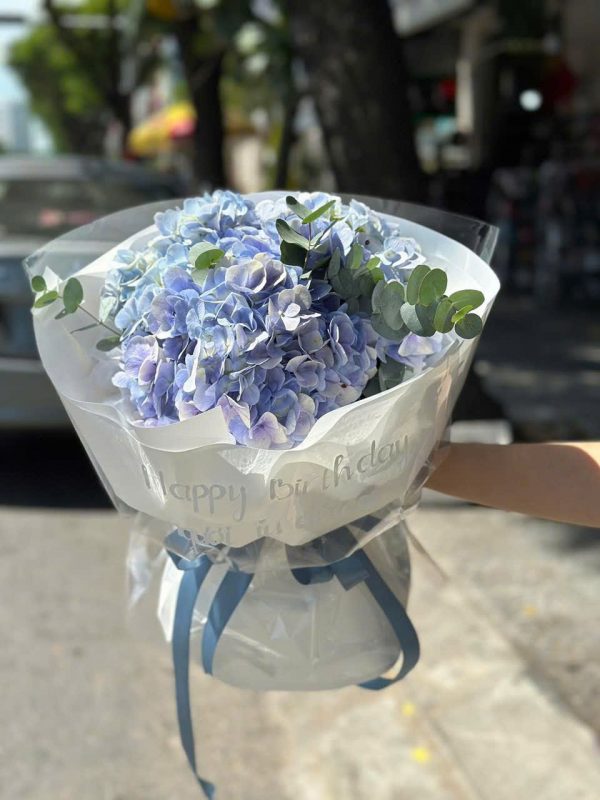 Bó Hoa Lời Thì Thầm Mùa Hạ