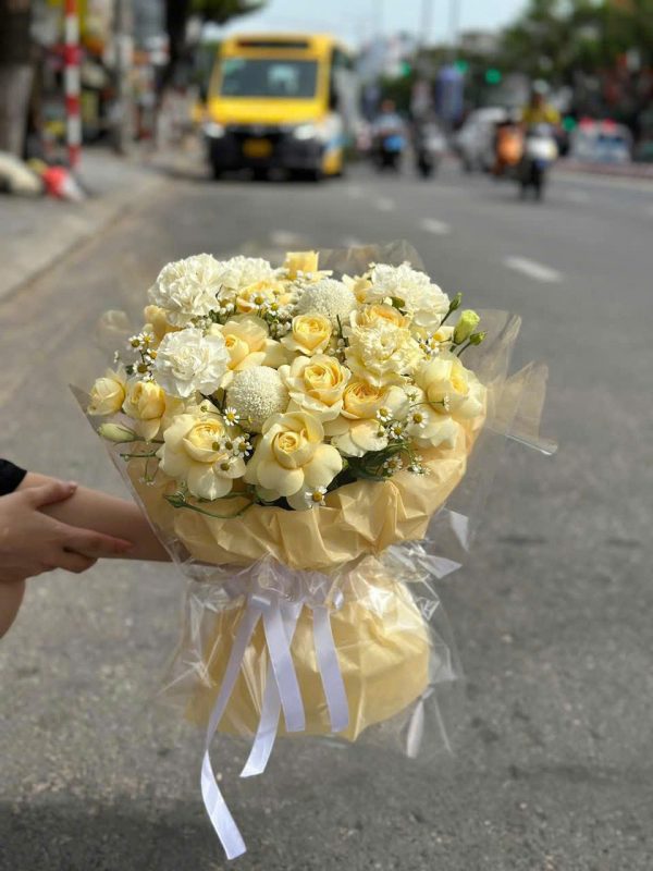Bó Hoa Vẻ Đẹp Hoàng Kim