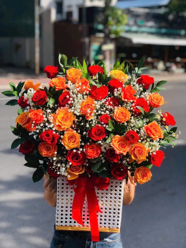 Giỏ Hoa Ngọn Lửa Thành Công