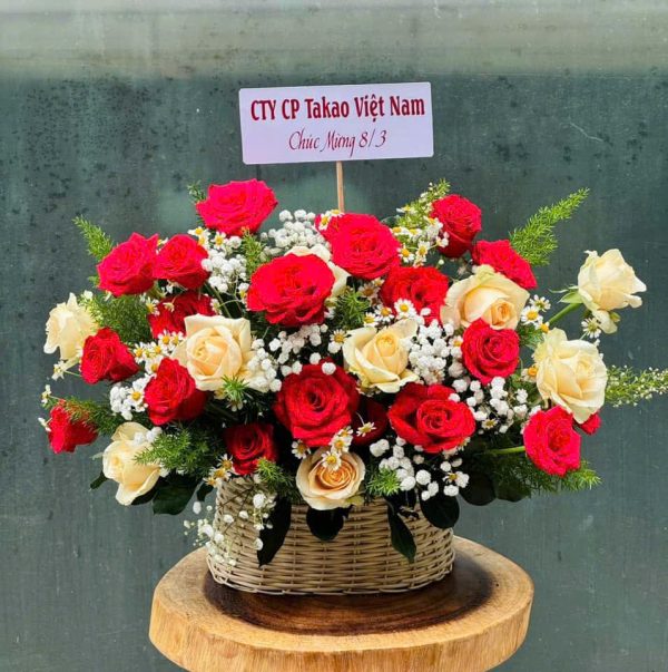 Giỏ Hoa Yêu Thương Ngày 8/3