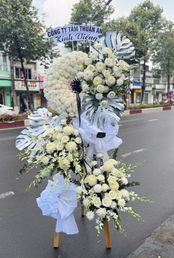 Trắng Tinh Tế