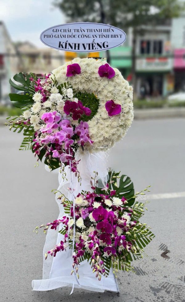 Sắc Lan Nghẹn Ngào