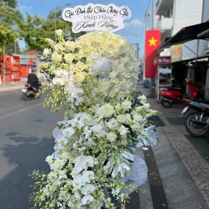 Hoa Kính Viếng Tình Thương Vĩnh Hằng