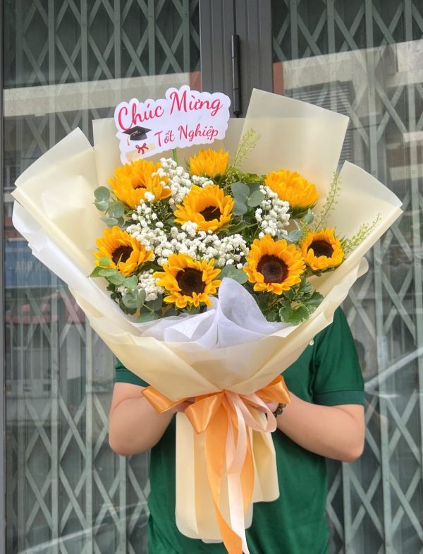 Bó Hoa Hành Trình Tỏa Sáng
